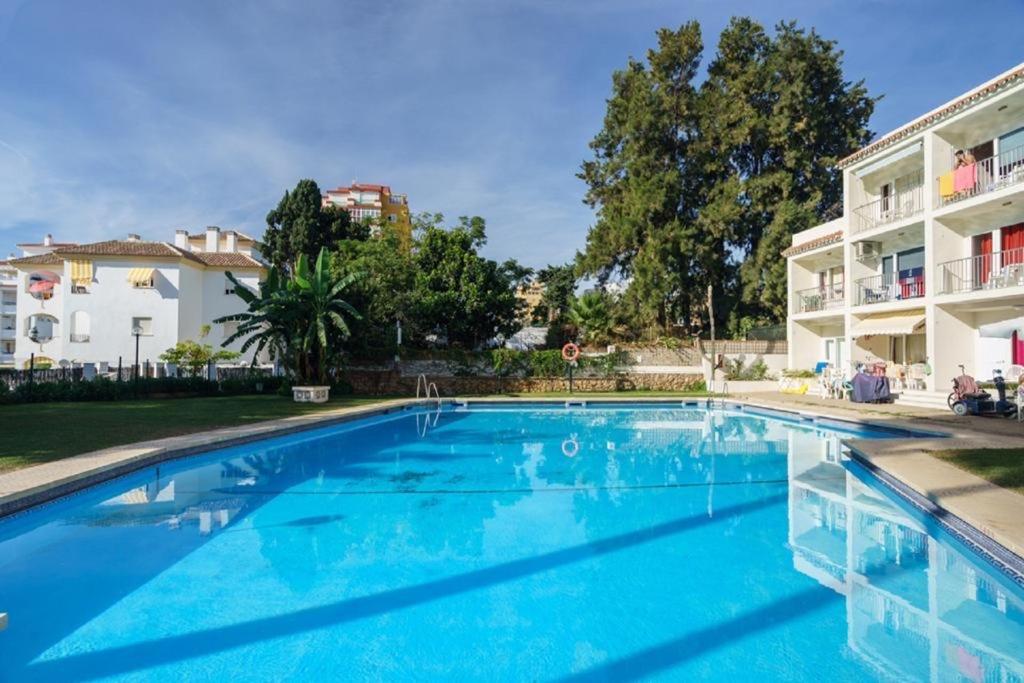 Apartment Armenka Carihuela Park Torremolinos Zewnętrze zdjęcie